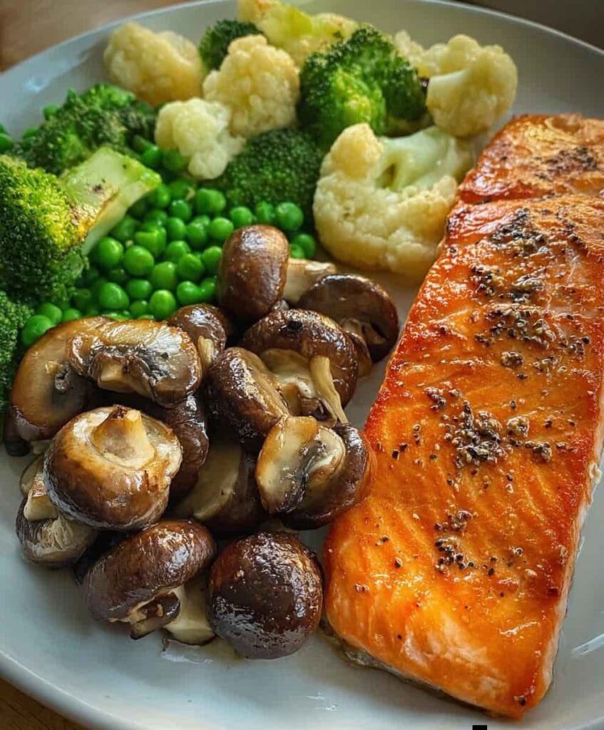 Seared Salmon with Garlic Mushrooms & Steamed Greens